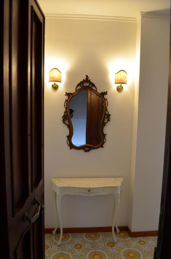 Vintage House * Pise